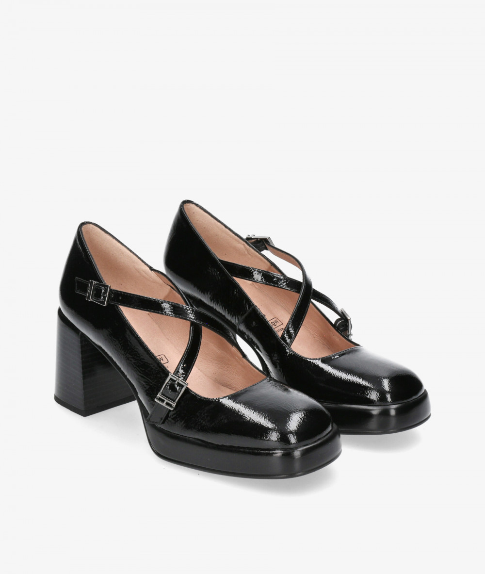 vestir con plataforma Hispanitas HI243660 en charol negro vestir con plataforma Hispanitas HI243660 en charol negro