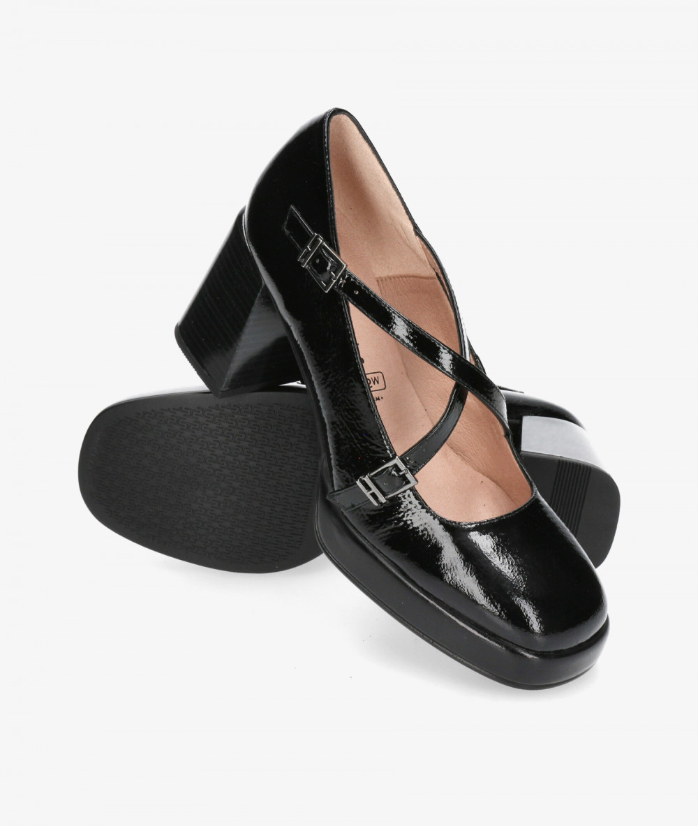 vestir con plataforma Hispanitas HI243660 en charol negro vestir con plataforma Hispanitas HI243660 en charol negro