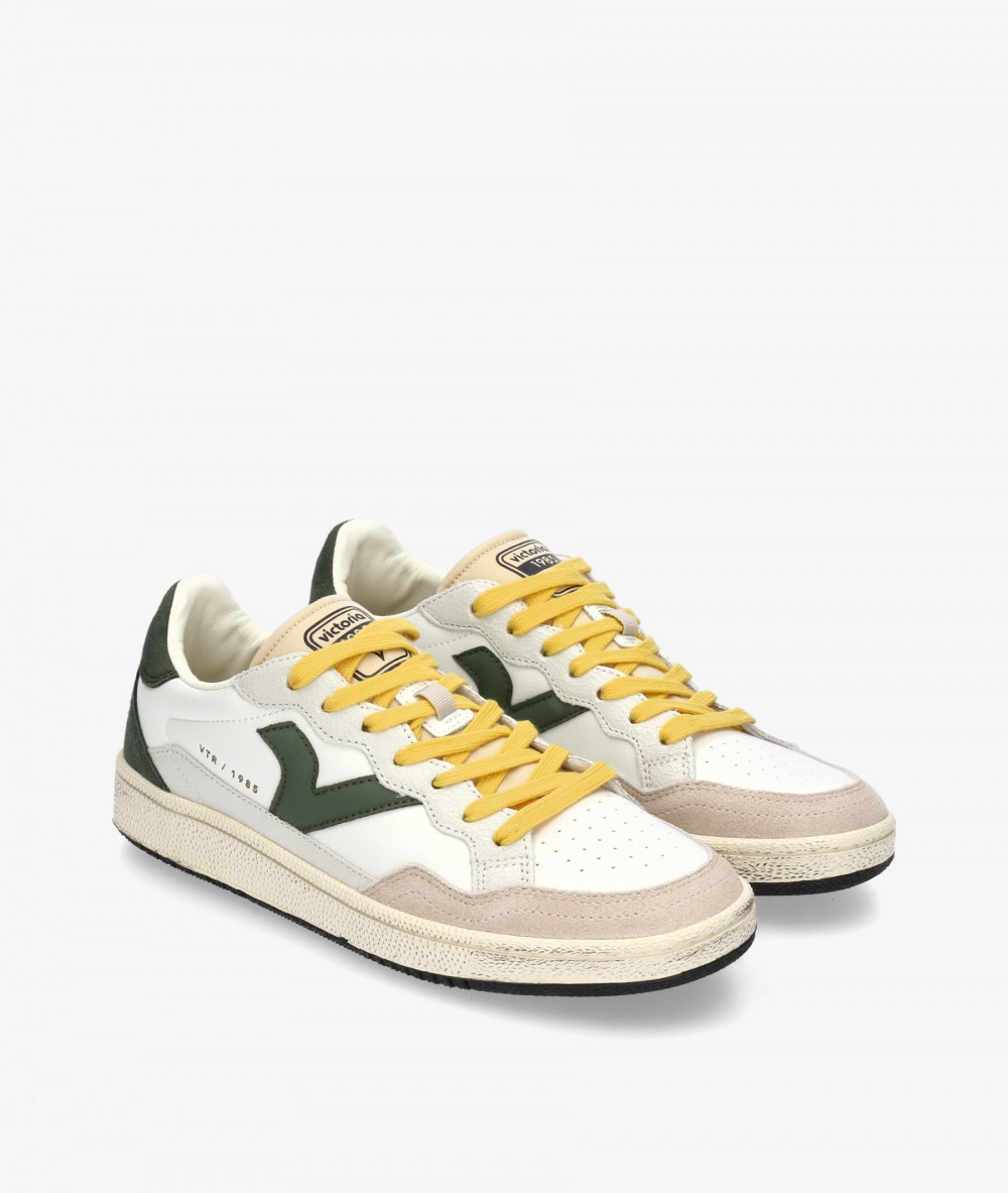 Deportivos Victoria  8806100 en blanco Deportivos Victoria  8806100 en blanco