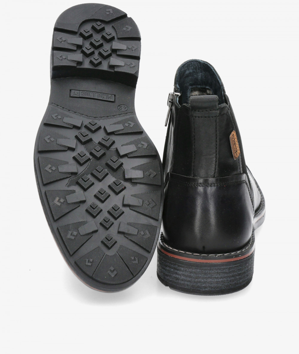 Pikolinos Boots  M2M-8022 in black
