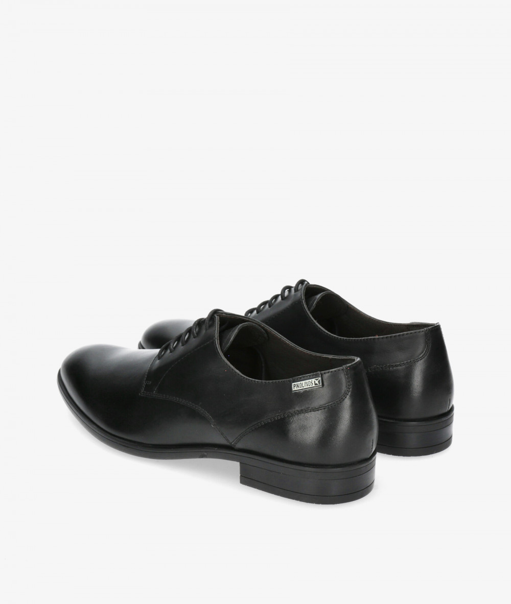 Zapatos de vestir Pikolinos M7J-4187 en negro Zapatos de vestir Pikolinos M7J-4187 en negro