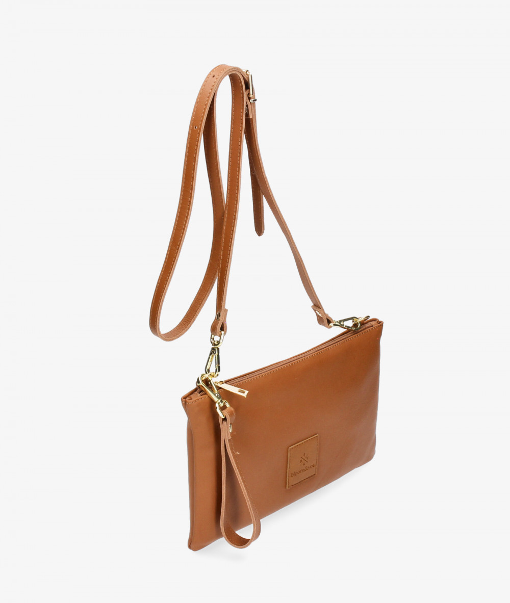Elevate your look! Our Clutch bag collection a combination of design, quality and comfort for your daily outfits