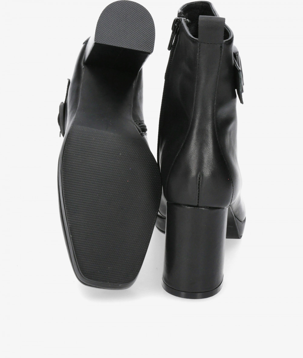 Botines Stephen Allen  HADDESBOOTY  70-2437H-2 en negro