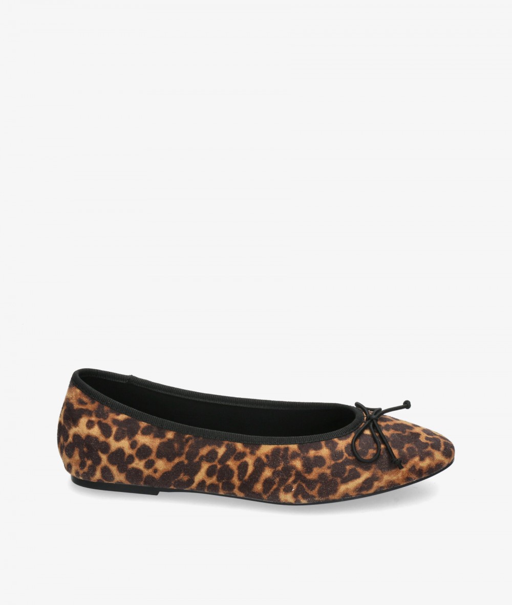 Bailarinas CORINA M4579 en leopardo  Bailarinas CORINA M4579 en leopardo