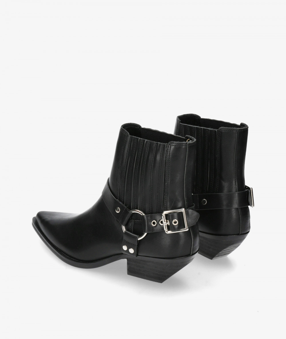 Botines CORINA M4720 en negro