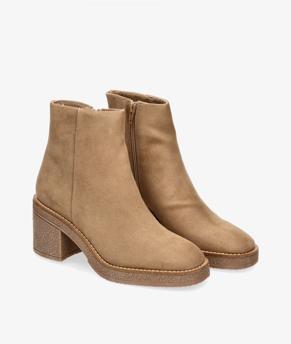 Botines CORINA  M3980 en beige Botines CORINA  M3980 en beige