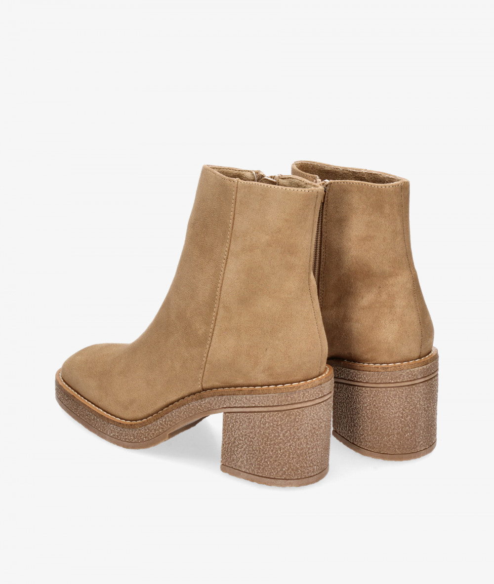 Botines CORINA  M3980 en beige Botines CORINA  M3980 en beige