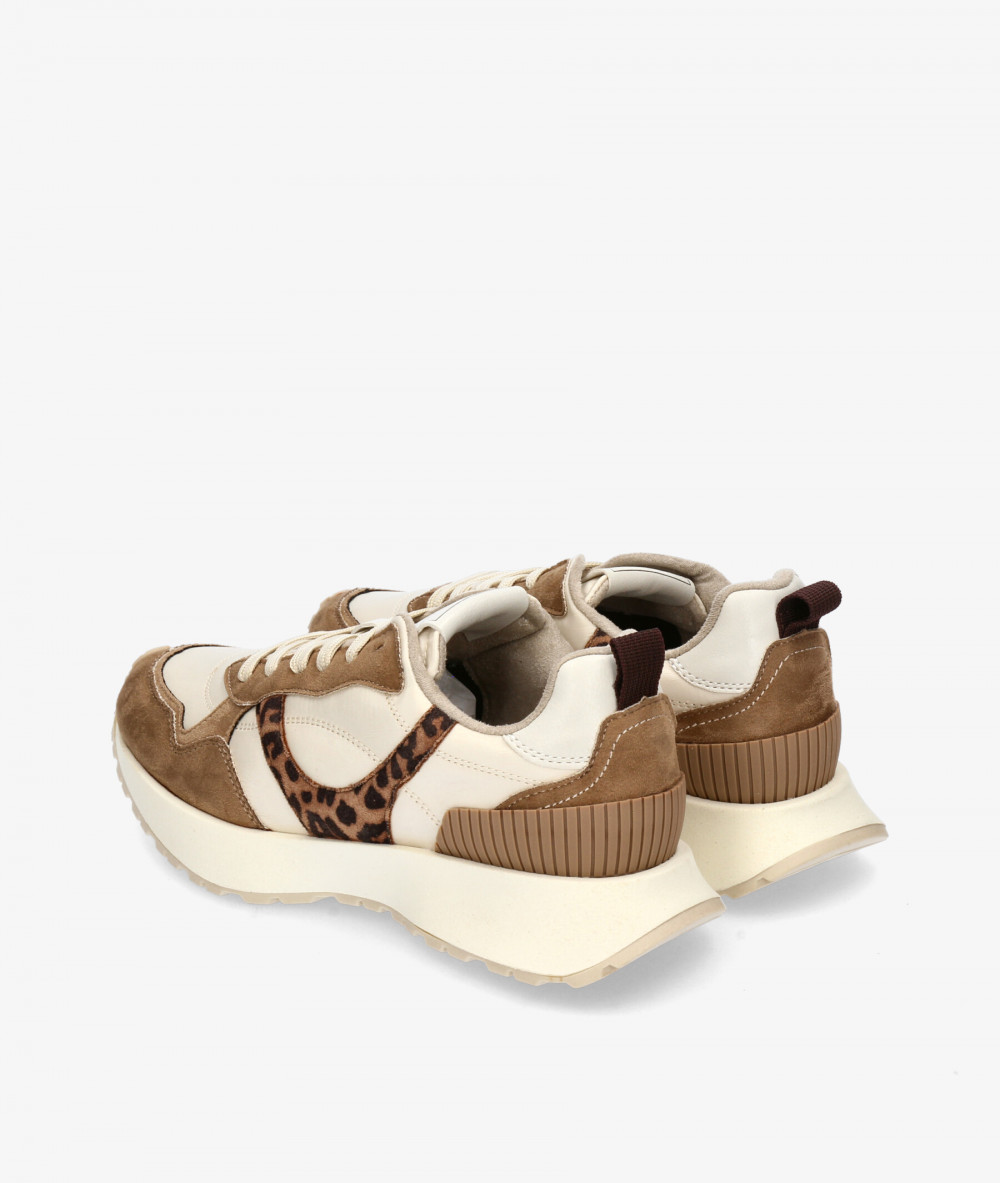 Deportivos CORINA  M4532 en beige Deportivos CORINA  M4532 en beige