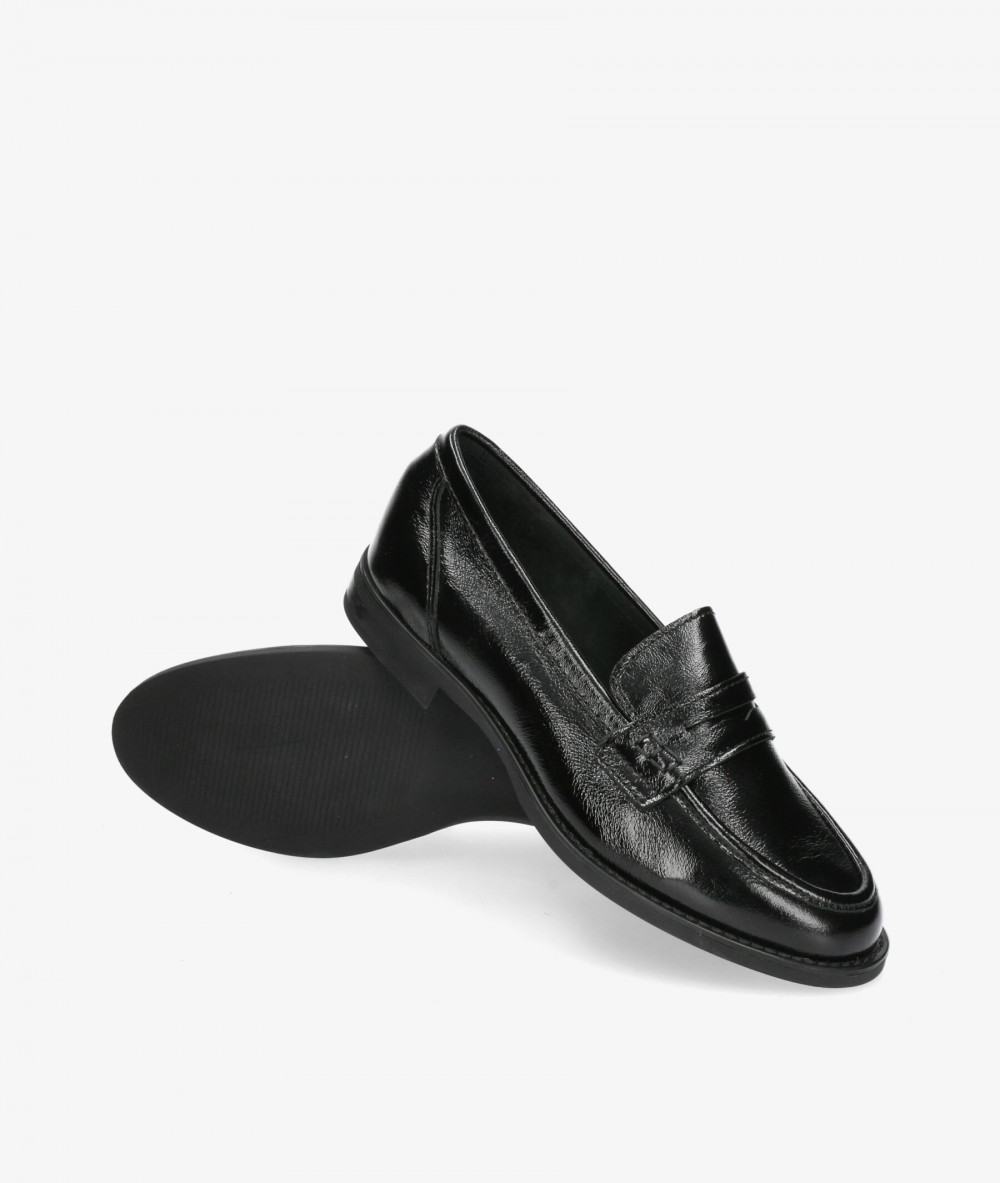Mocasines Funny Lola 1186 en charol negro Mocasines Funny Lola 1186 en charol negro