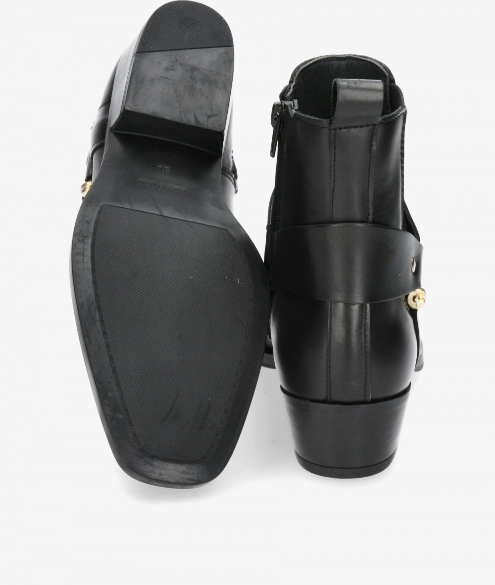 Botines Alpe  5294 en negro Botines Alpe  5294 en negro