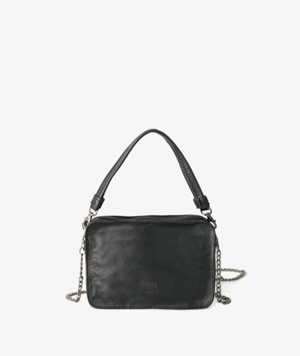 Elevate your look! Our Bag collection a combination of design, quality and comfort for your daily outfits