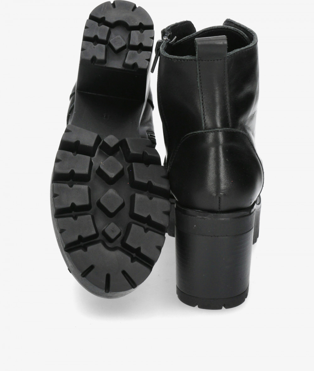 Botines Rhostock  8919 en negro Botines Rhostock  8919 en negro