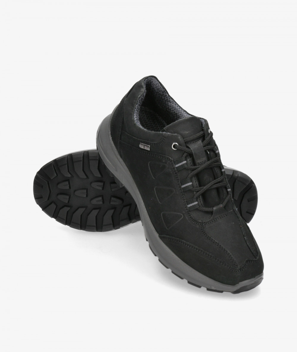 Zapatos casual St. Gallen SAXO-03 en negro Zapatos casual St. Gallen SAXO-03 en negro