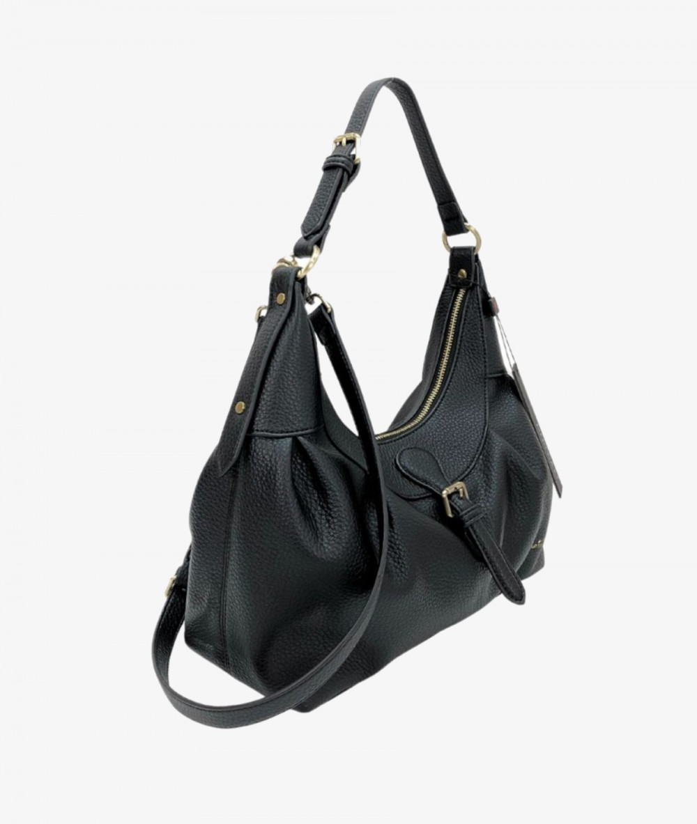 Elevate your look! Our BOLSO de COLGAR collection a combination of design, quality and comfort for your daily outfits