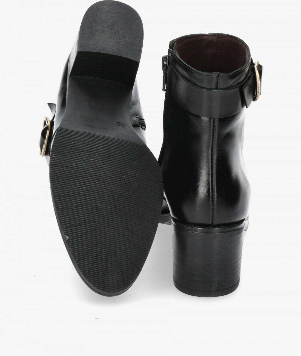 Botines pabloochoa.shoes  39028 en negro Botines pabloochoa.shoes  39028 en negro