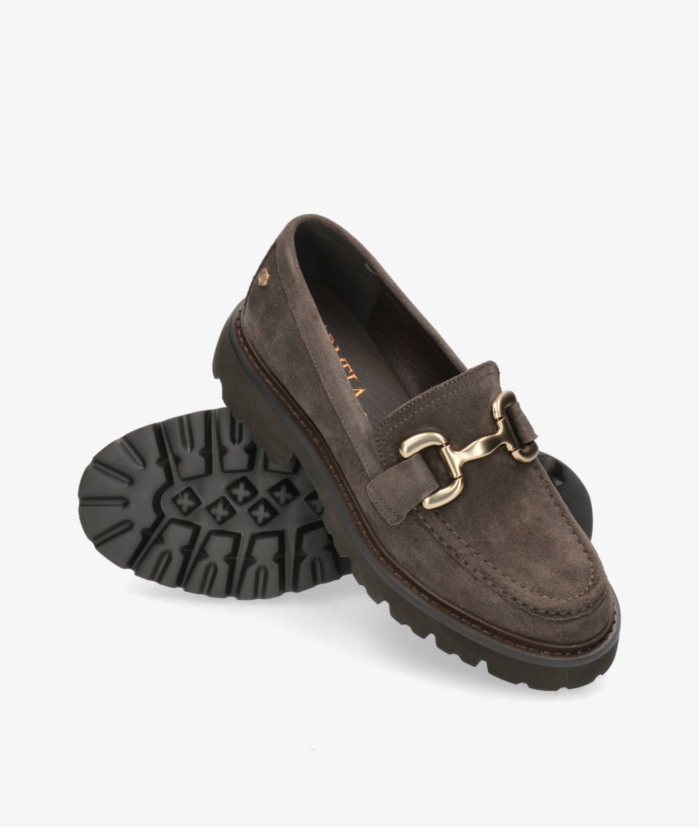 Mocasines Carmela 161952 en serraje gris