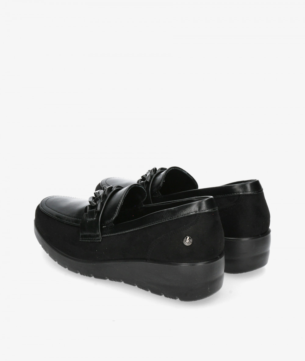Zapatos confort Amarpies 27006 en negro Zapatos confort Amarpies 27006 en negro