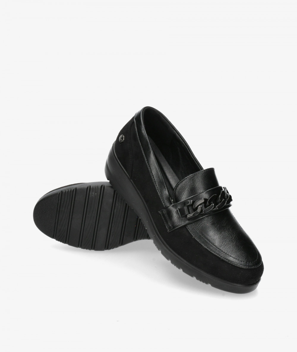 Zapatos confort Amarpies 27006 en negro Zapatos confort Amarpies 27006 en negro