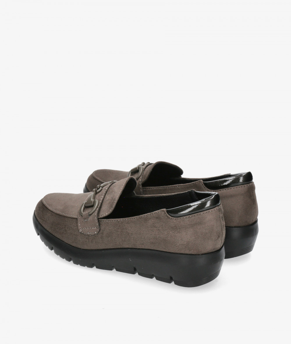 Zapatos confort Amarpies 27044 en topo Zapatos confort Amarpies 27044 en topo