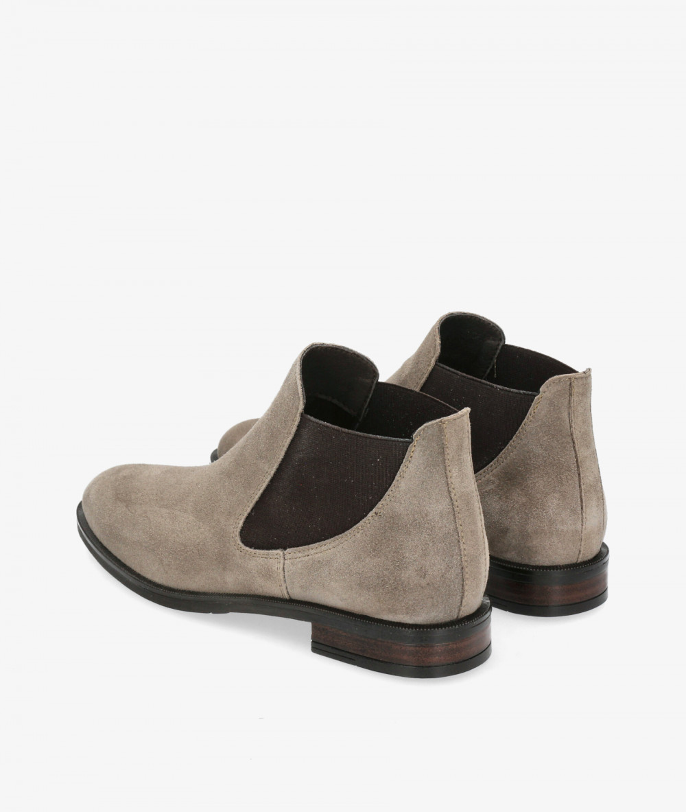 Botines Alpe  2646 en serraje gris Botines Alpe  2646 en serraje gris