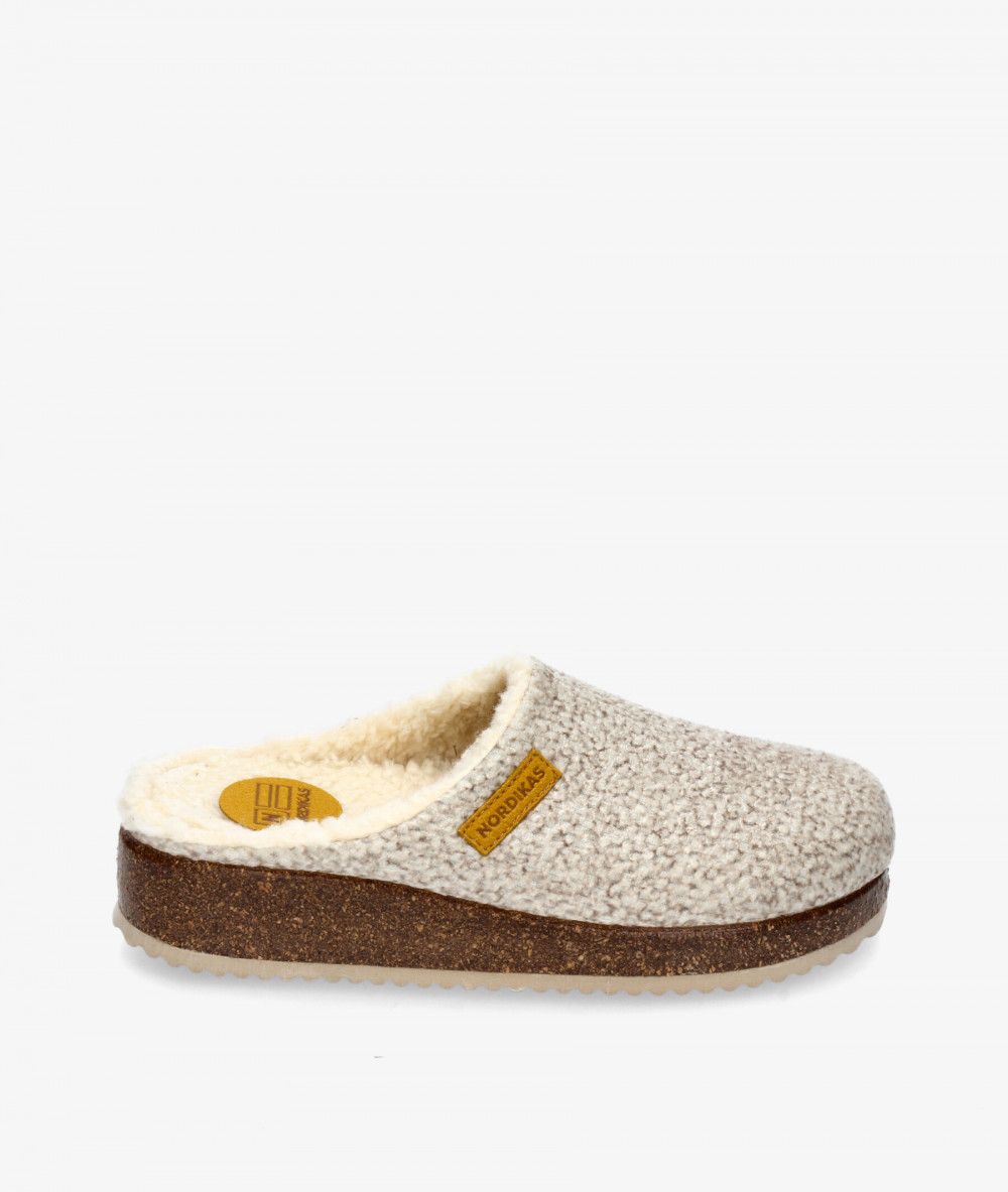 Chinela Nordikas 2243 en beige Chinela Nordikas 2243 en beige
