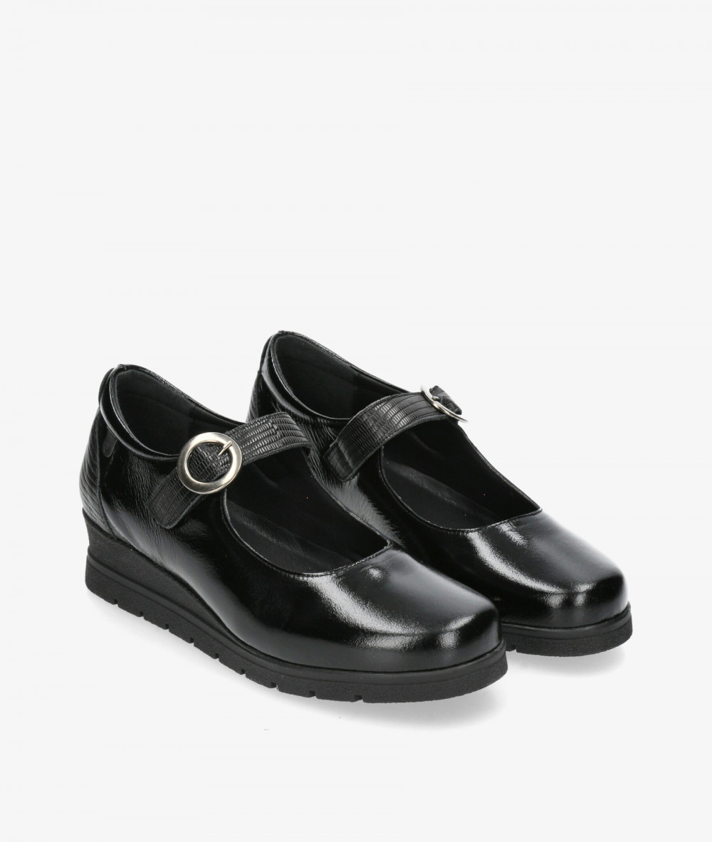 Valeria´s Comfort shoes 1522 in black patent leather Valeria´s Comfort shoes 1522 in black patent leather