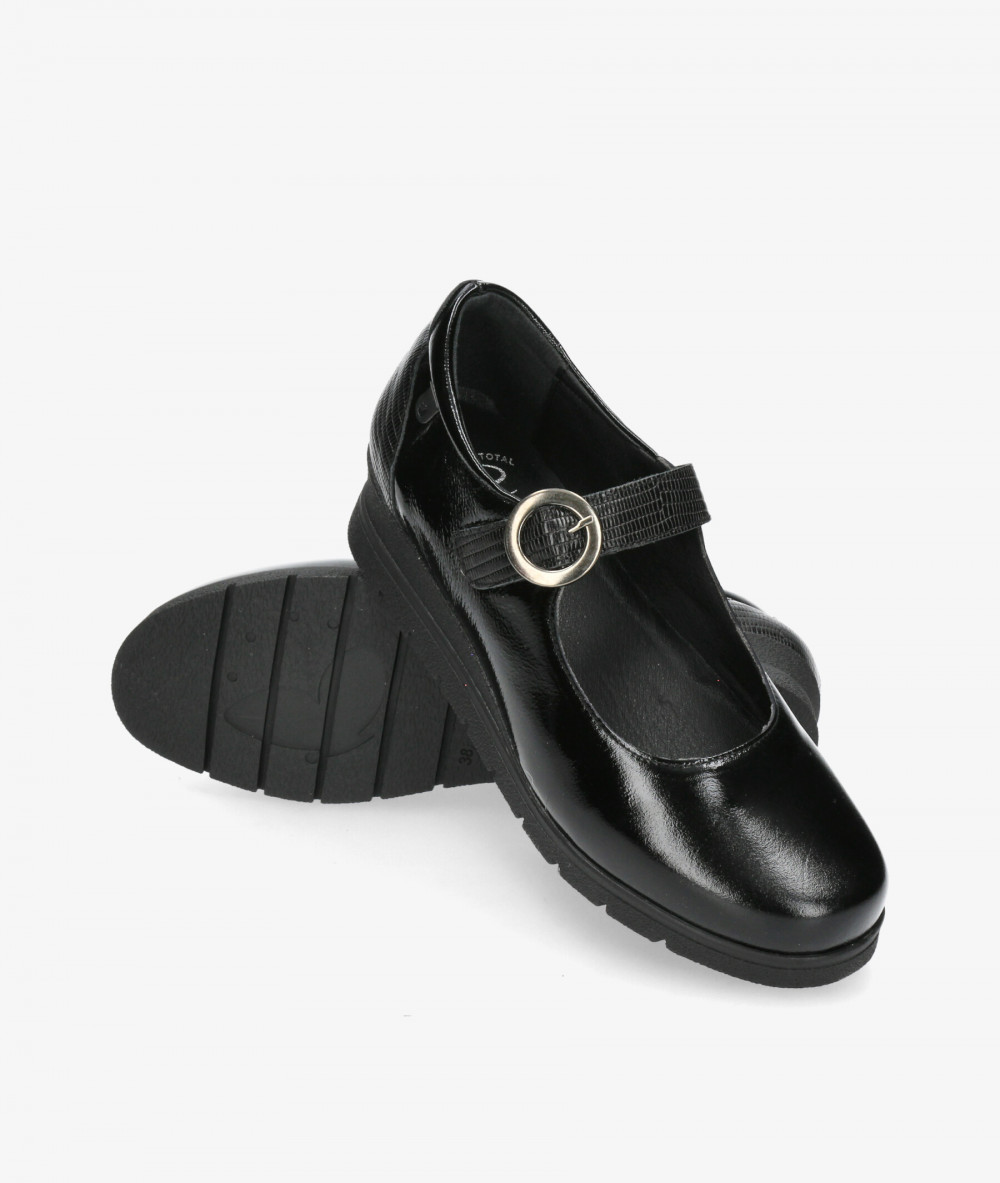 Valeria´s Comfort shoes 1522 in black patent leather Valeria´s Comfort shoes 1522 in black patent leather