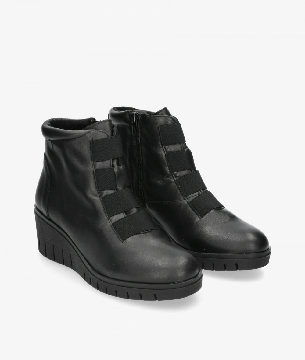 Botines Valeria´s  1541 en negro Botines Valeria´s  1541 en negro