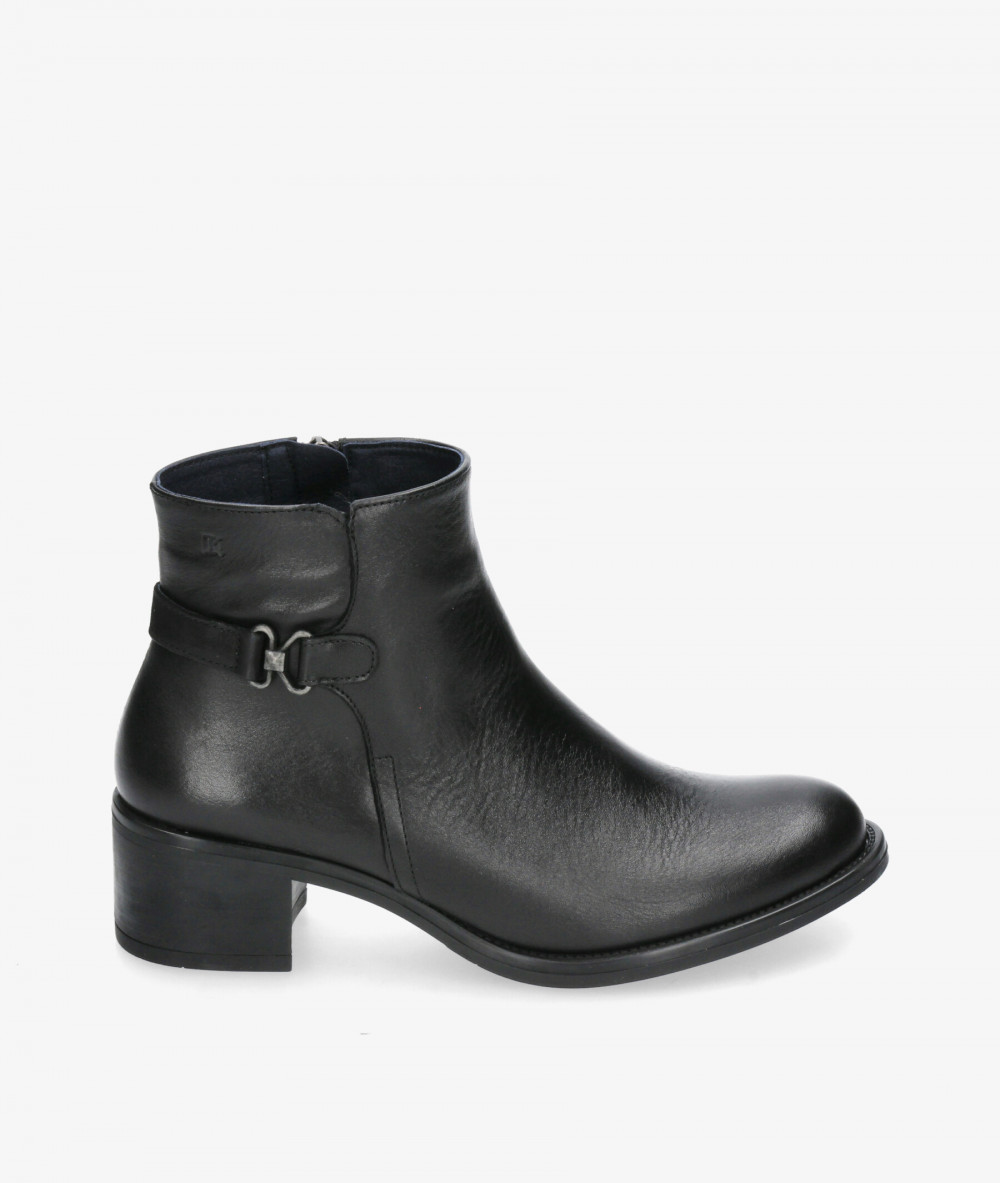 Botines Dorking  8966 en negro Botines Dorking  8966 en negro