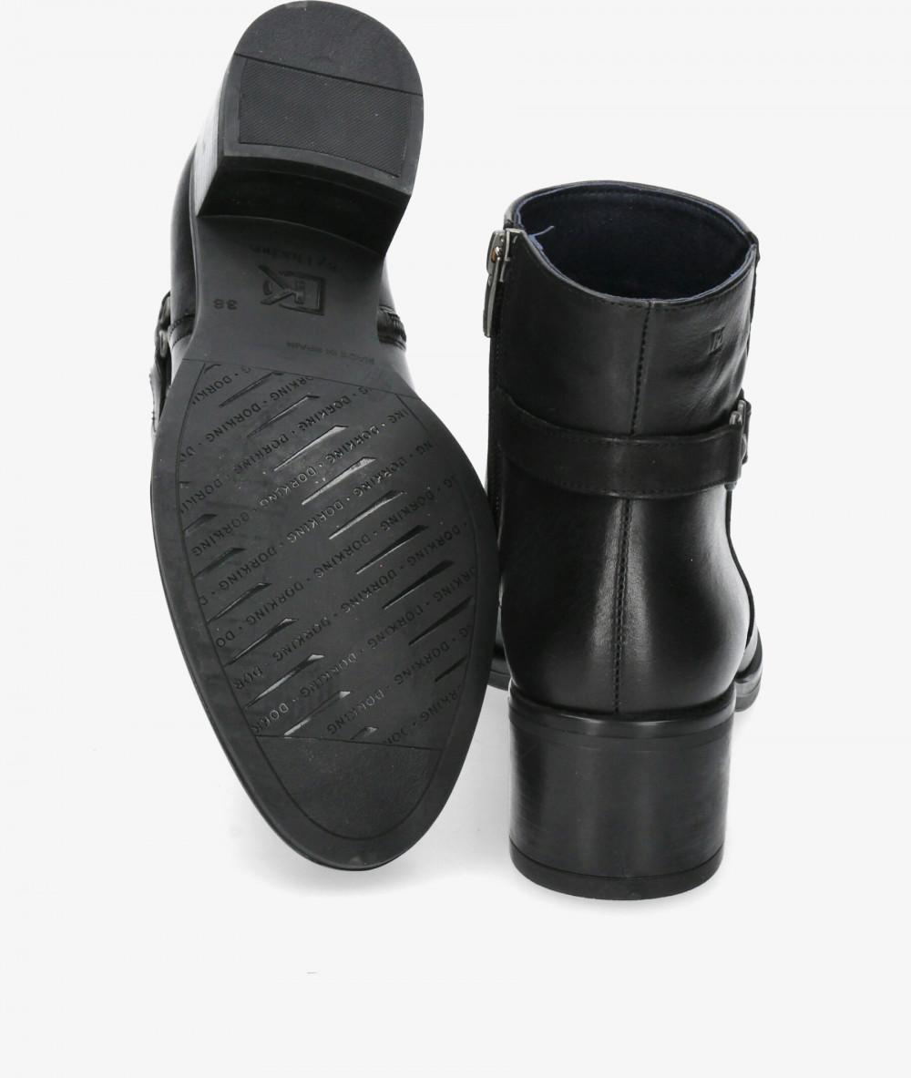 Botines Dorking  8966 en negro Botines Dorking  8966 en negro
