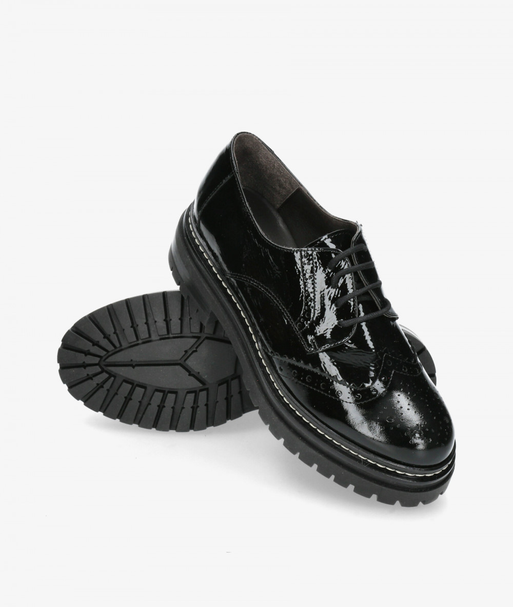 DOBLE PISO bloom&you GABY en charol negro DOBLE PISO bloom&you GABY en charol negro