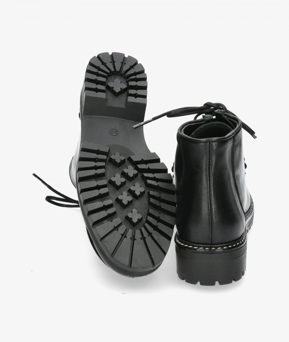 Kénnebec Ankle boots  592 in black Kénnebec Ankle boots  592 in black