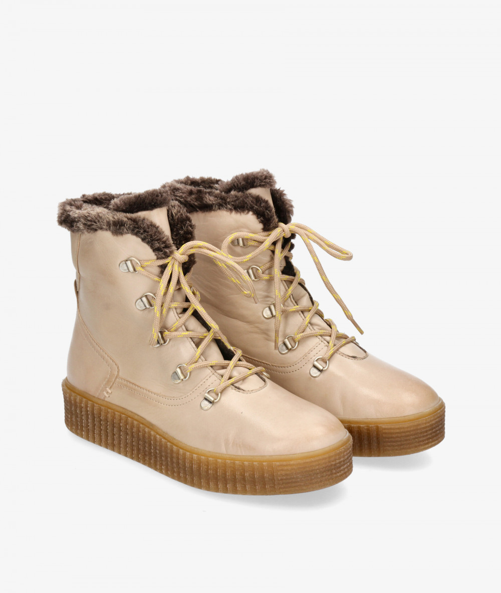 Botines Traveris B-2998 en hueso