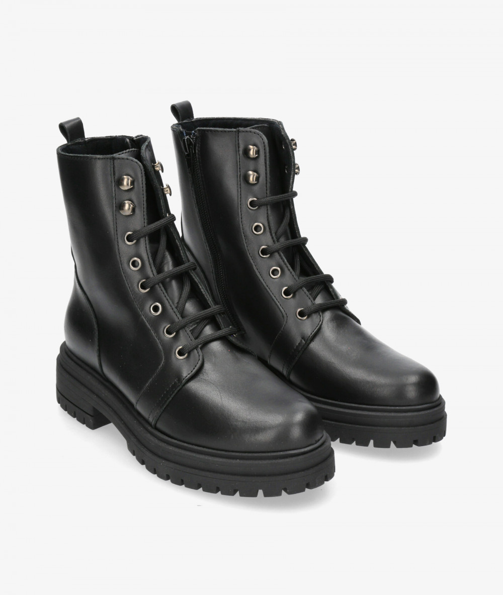 Botines pabloochoa.shoes LOU A102 en negro