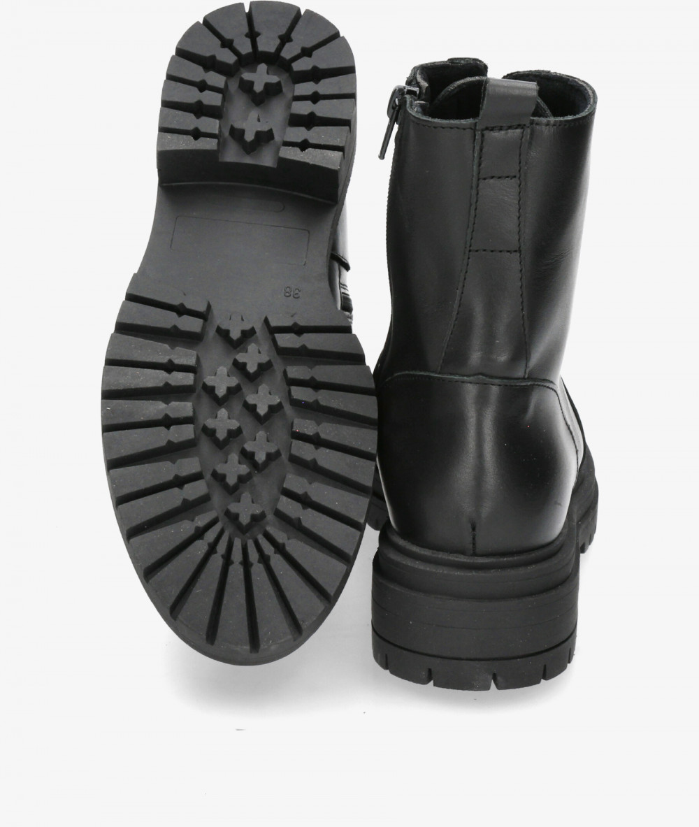 Botines pabloochoa.shoes  LOU A102 en negro Botines pabloochoa.shoes  LOU A102 en negro