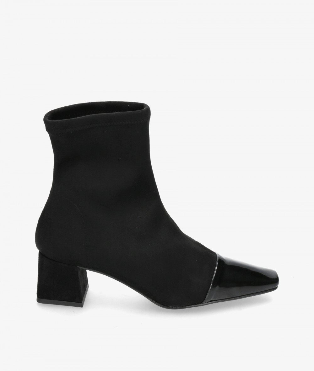 Botines pabloochoa.shoes  76152 en negro Botines pabloochoa.shoes  76152 en negro