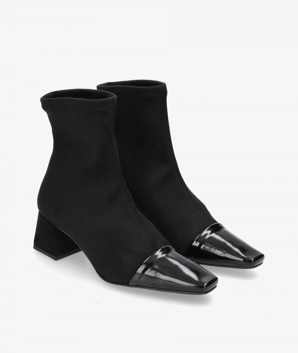 Botines pabloochoa.shoes  76152 en negro Botines pabloochoa.shoes  76152 en negro