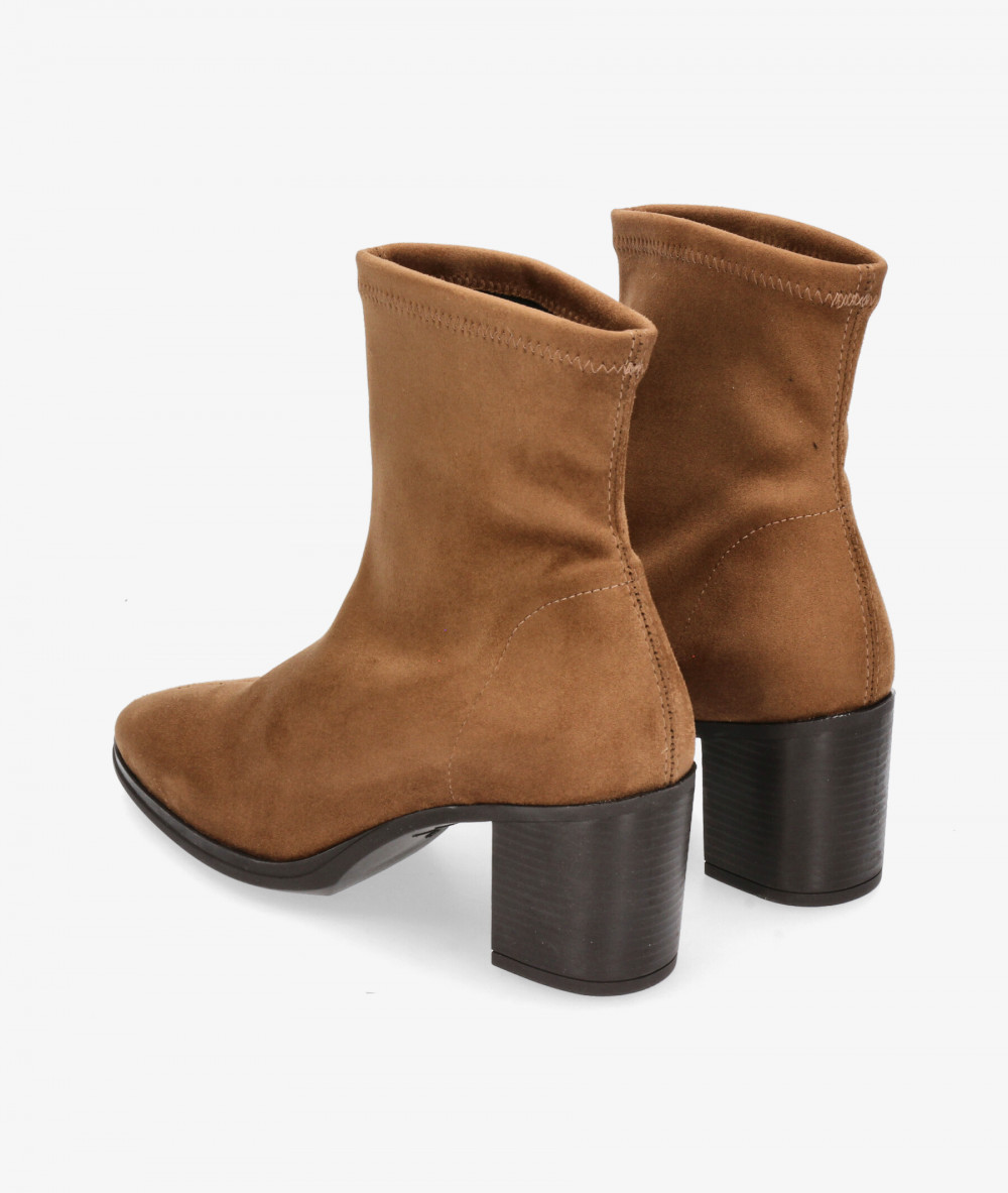 Botines pabloochoa.shoes  76200 en cuero Botines pabloochoa.shoes  76200 en cuero