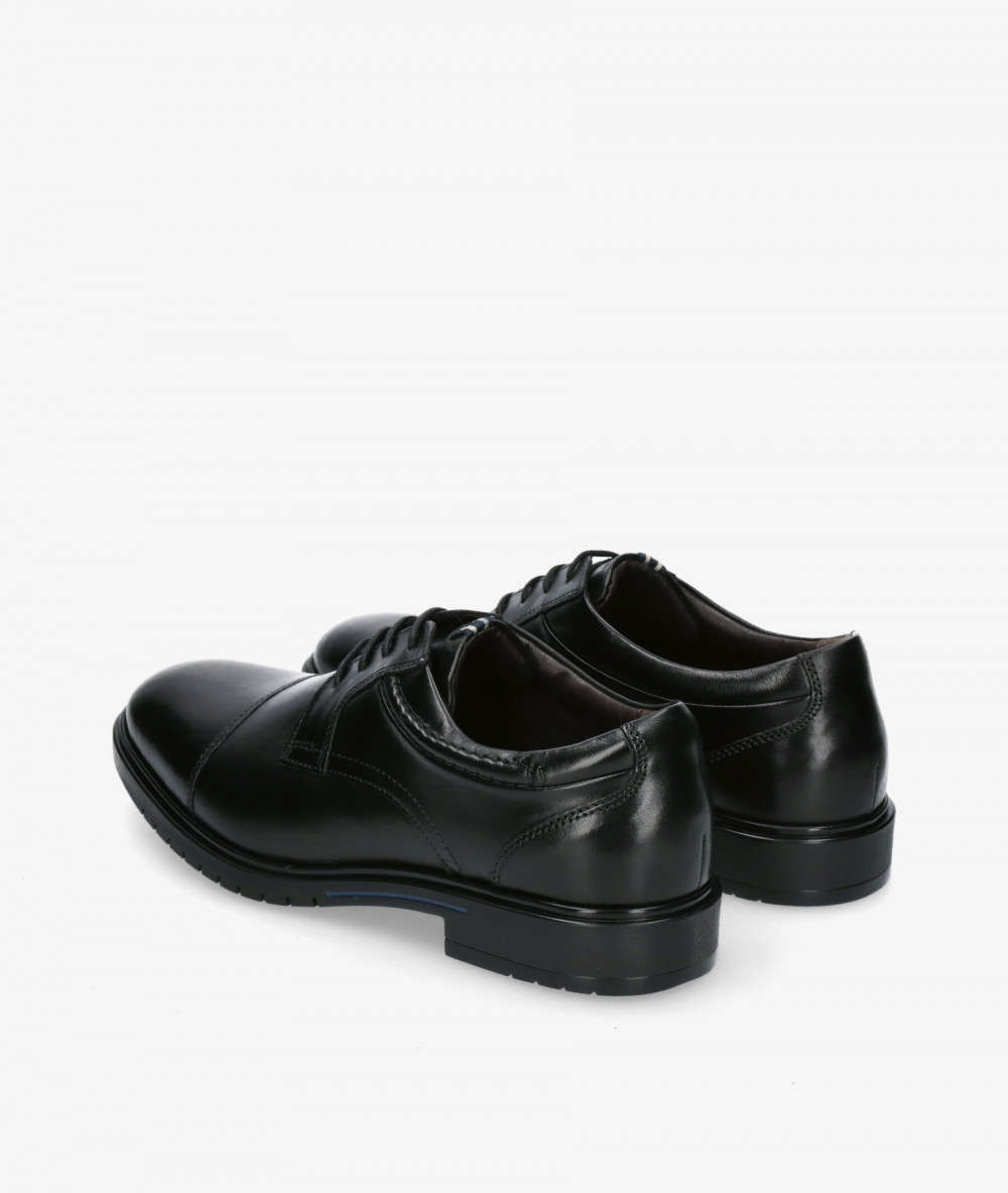 Zapatos de vestir Traveris LOR32 - 5230 en negro Zapatos de vestir Traveris LOR32 - 5230 en negro