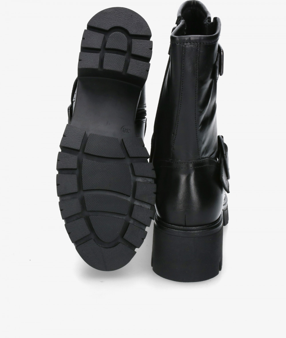 Botines Traveris LOR27 - 1426 en negro