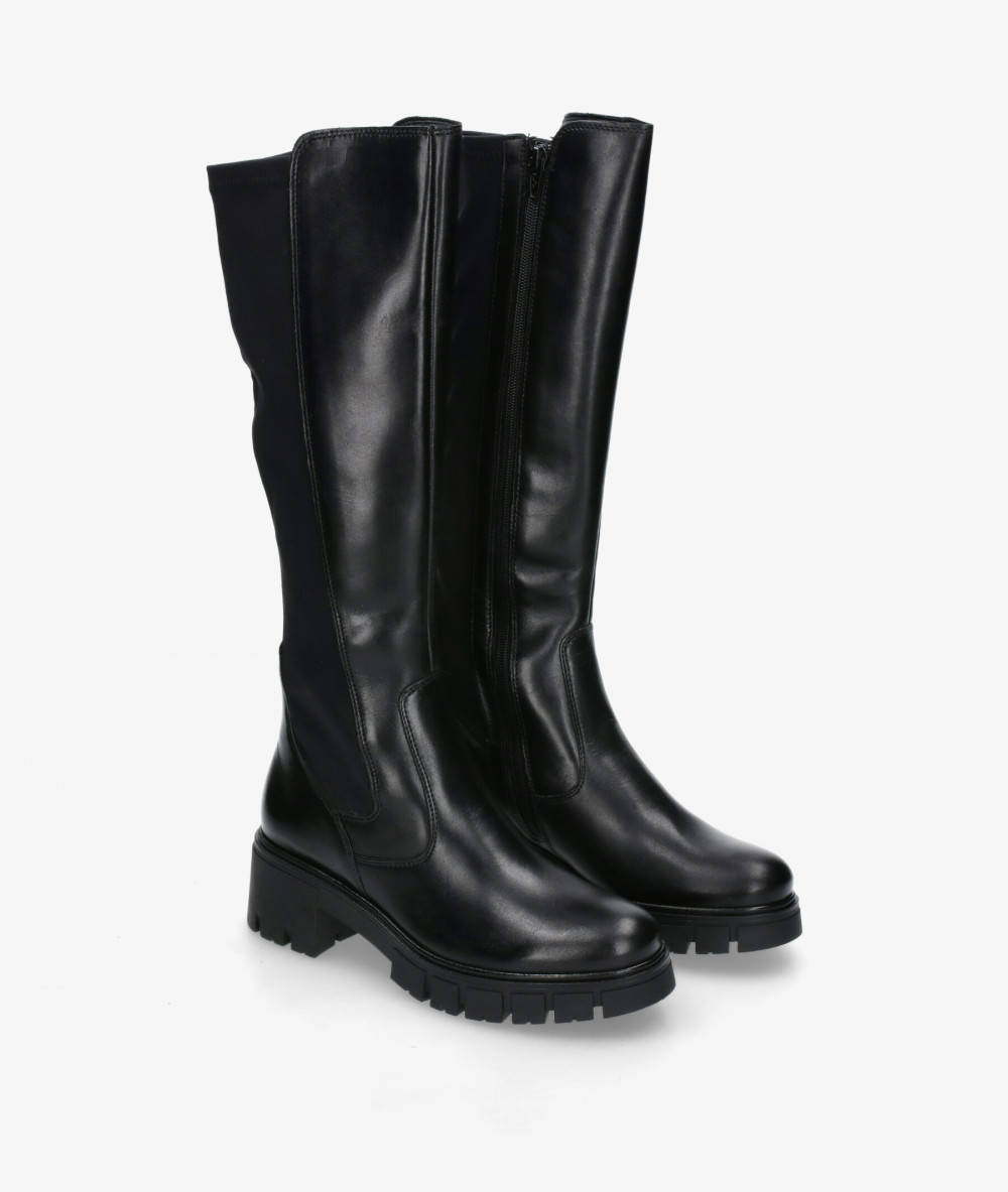 Botas Traveris  LOR28 - 1442 en negro Botas Traveris  LOR28 - 1442 en negro