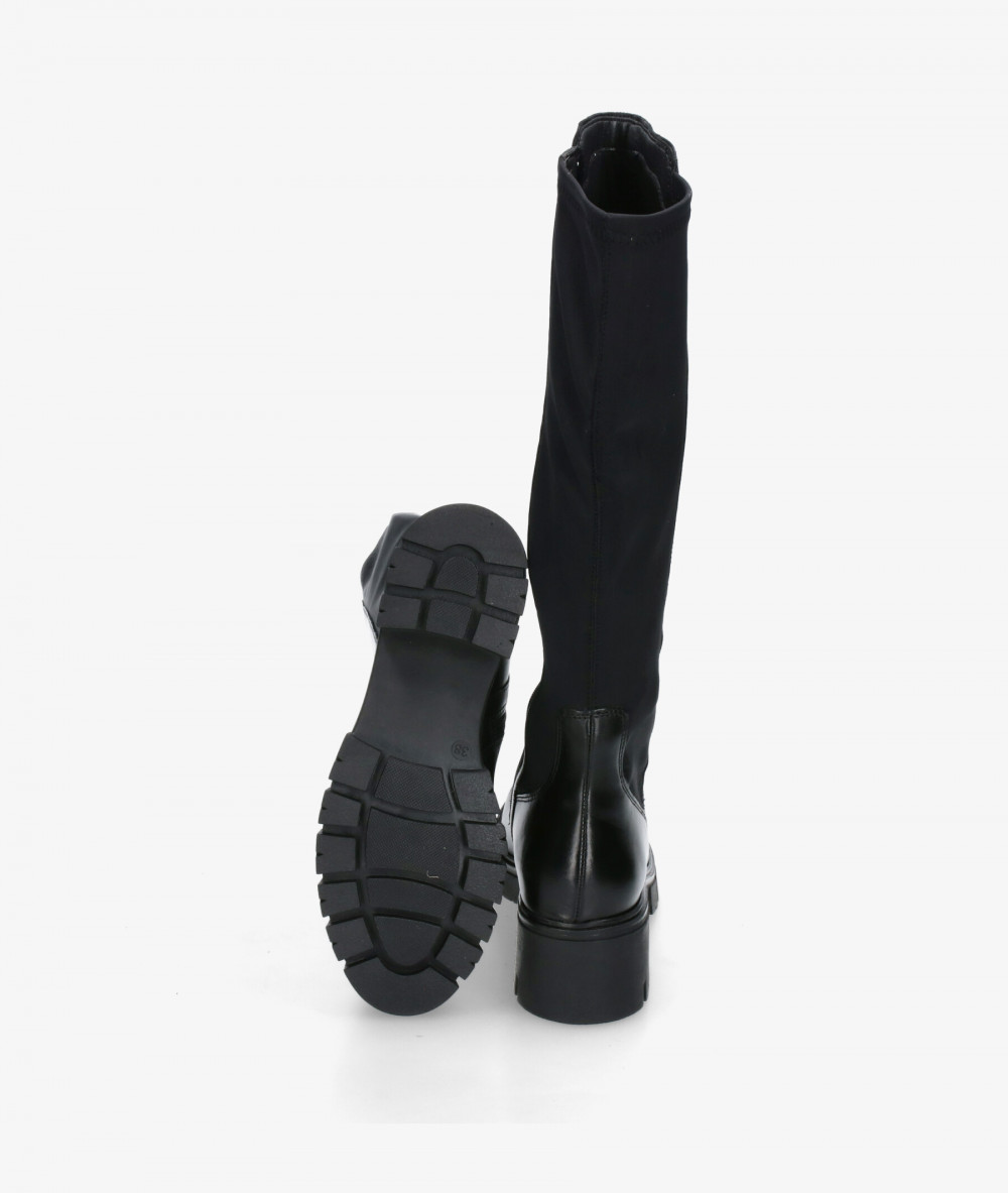 Botas Traveris  LOR28 - 1442 en negro Botas Traveris  LOR28 - 1442 en negro