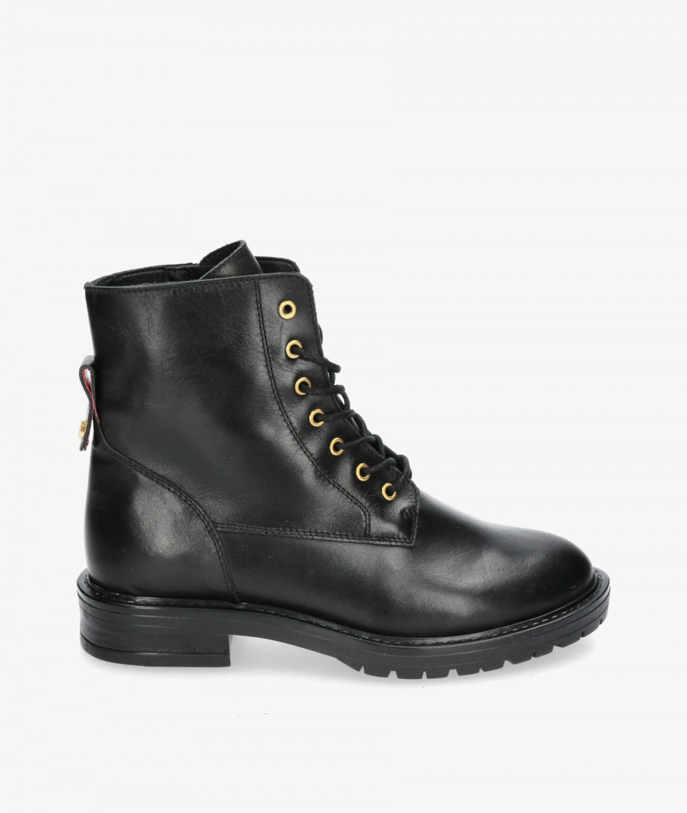 Botines pabloochoa.shoes  40523 FM1 en negro Botines pabloochoa.shoes  40523 FM1 en negro
