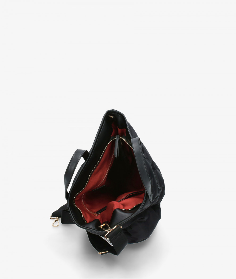 Elevate your look! Our Bag collection a combination of design, quality and comfort for your daily outfits