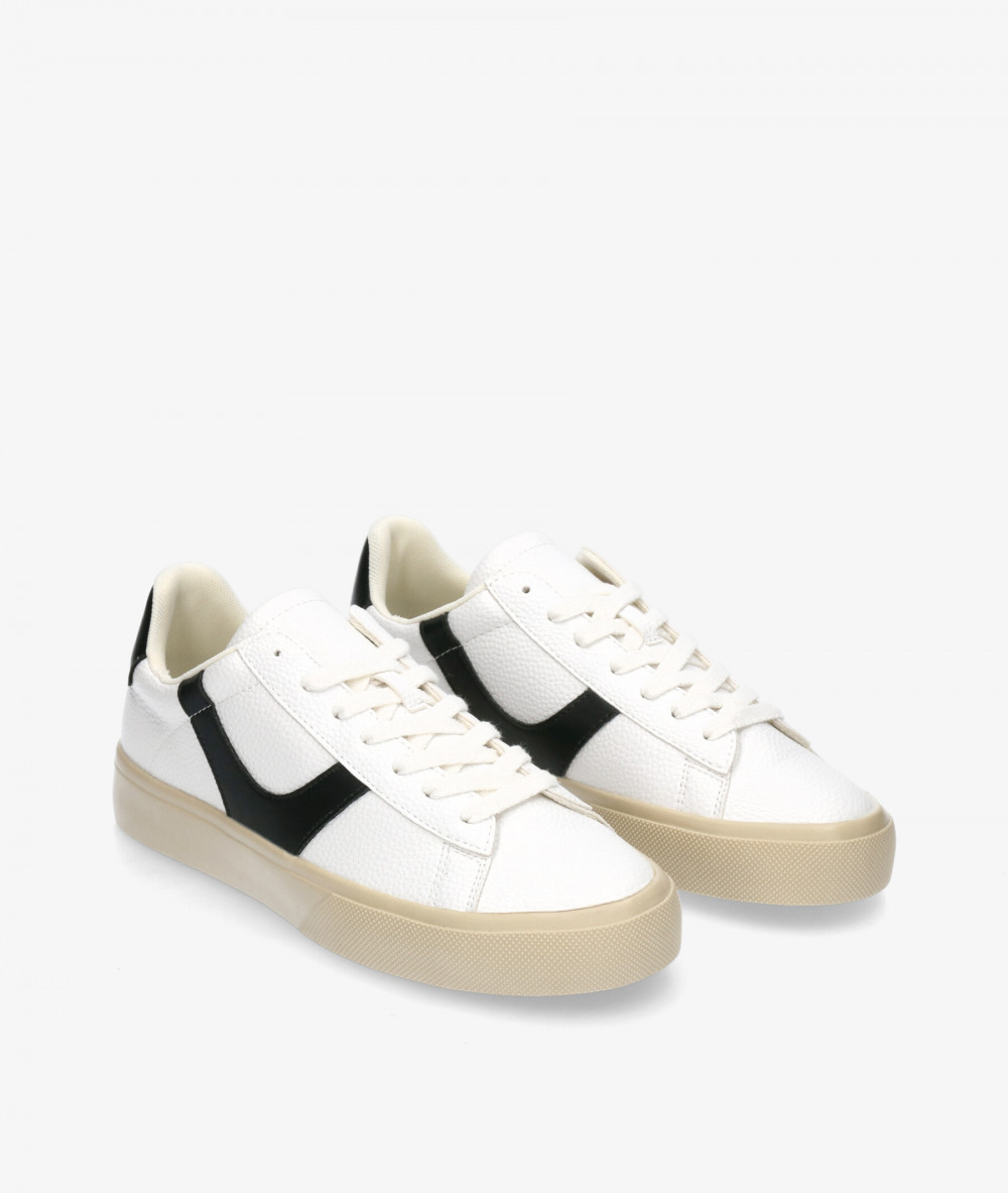 Deportivos Corina  M5060 en negro