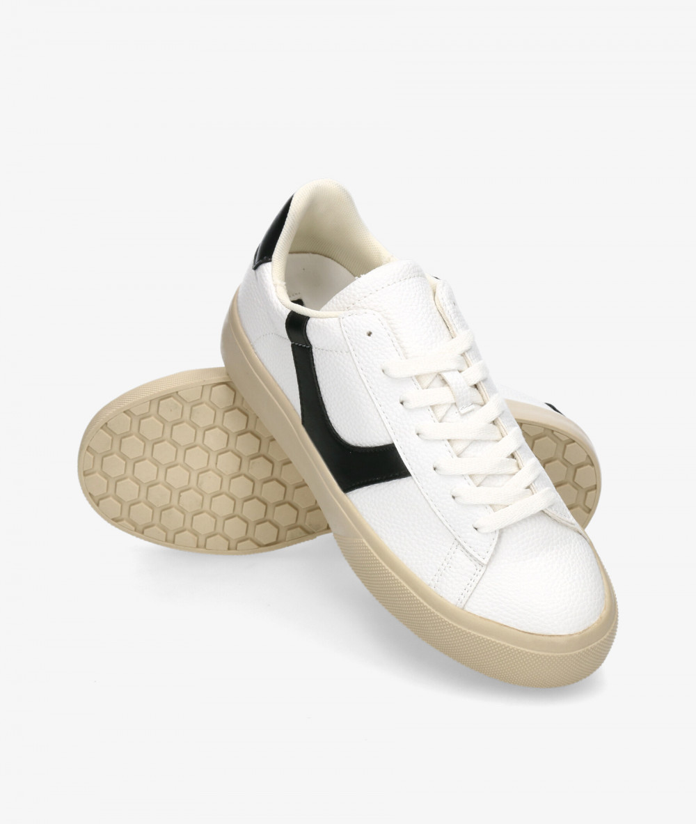 Deportivos Corina  M5060 en negro