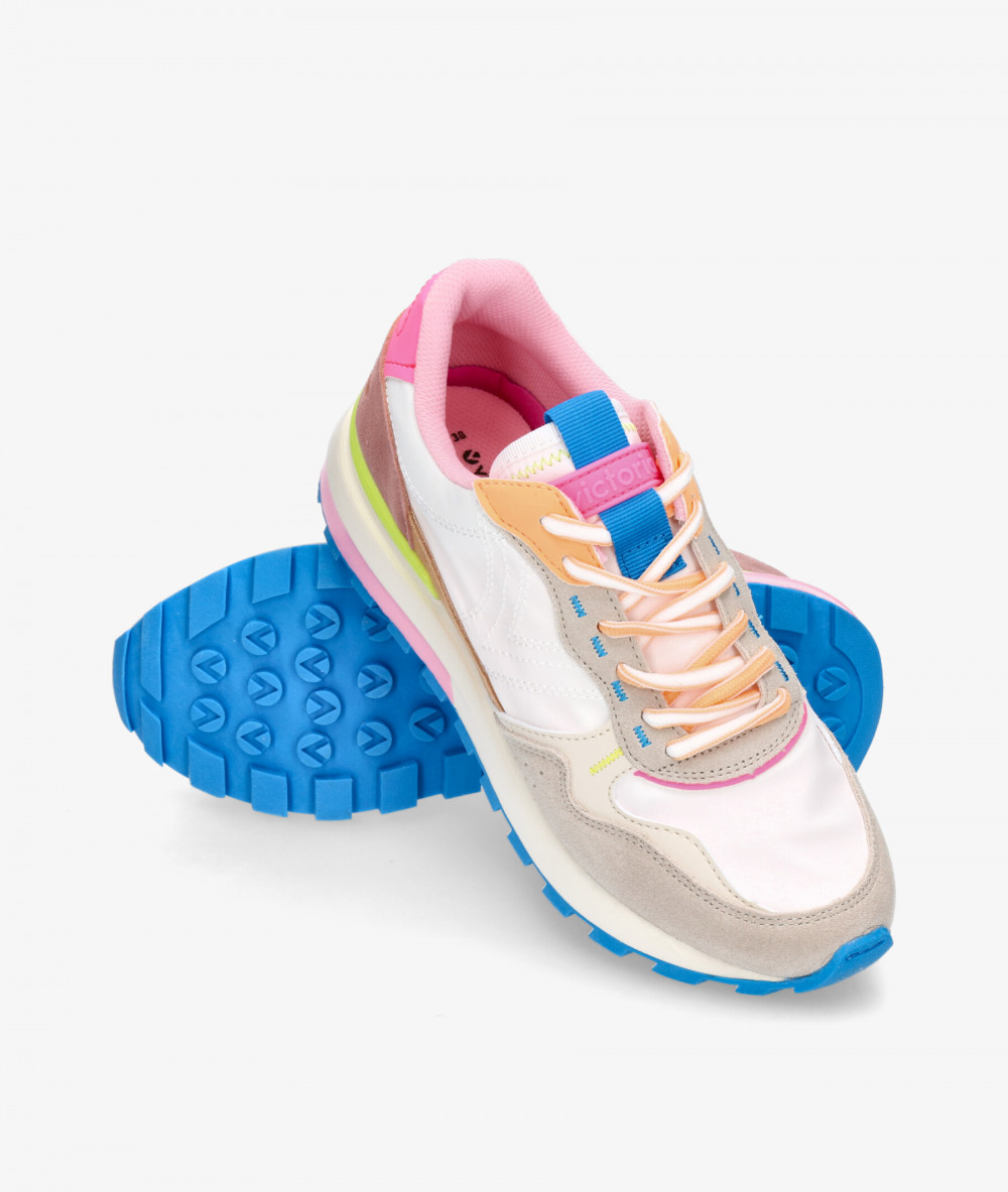 Deportivos Victoria  1156110 en blanco