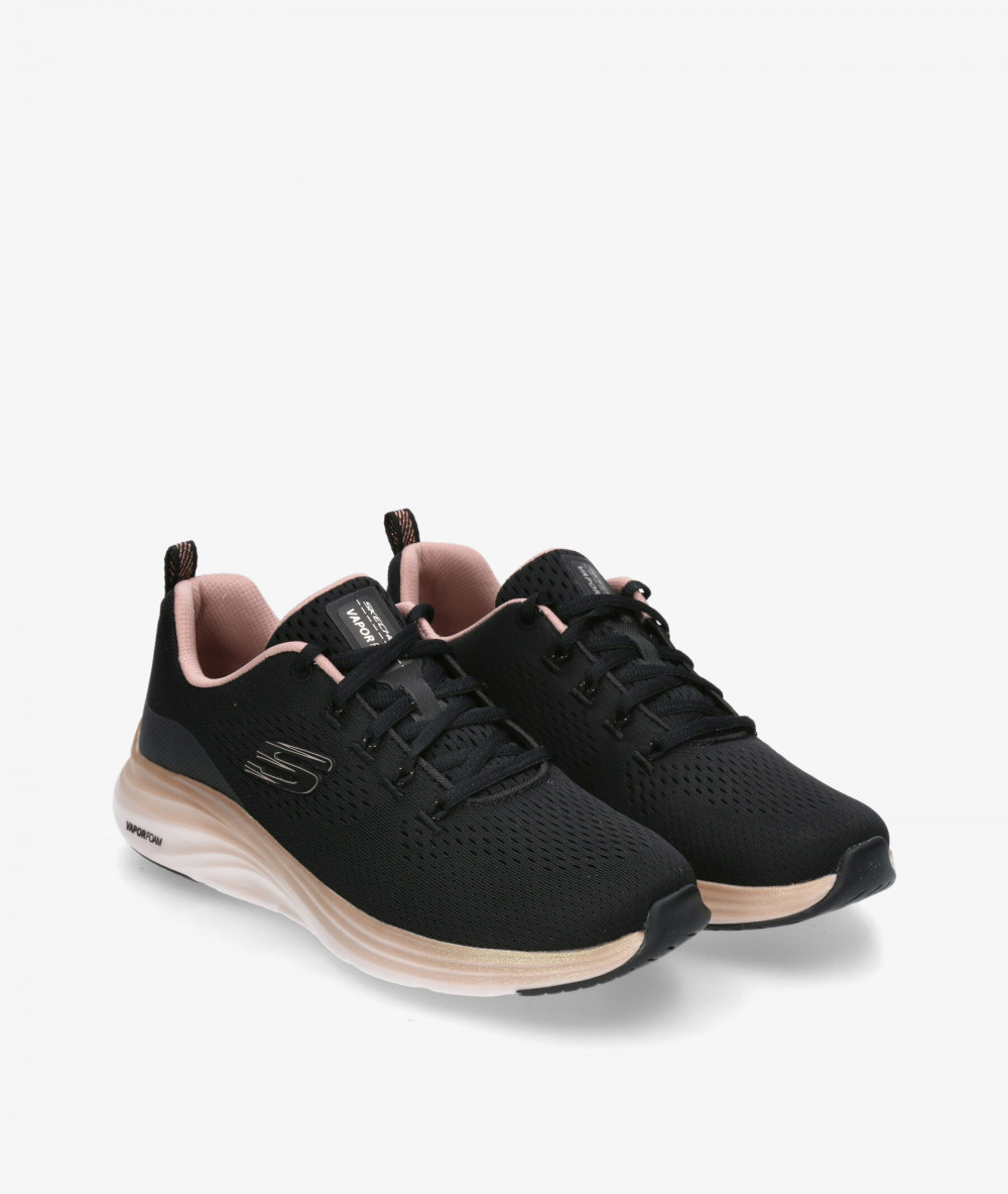 Deportivos Skechers 150025 en negro Deportivos Skechers 150025 en negro