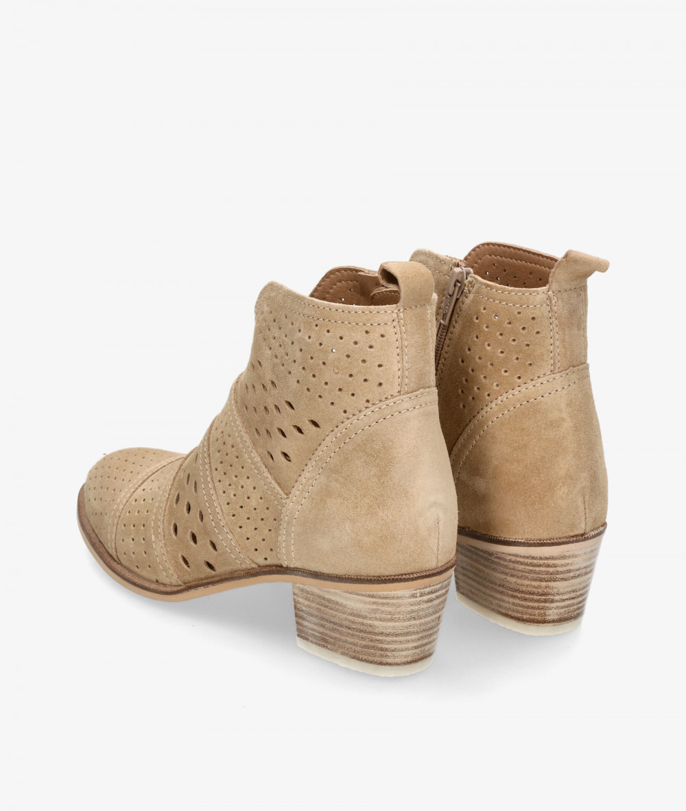 Alpe Ankle boots  5391 in beige split suede Alpe Ankle boots  5391 in beige split suede