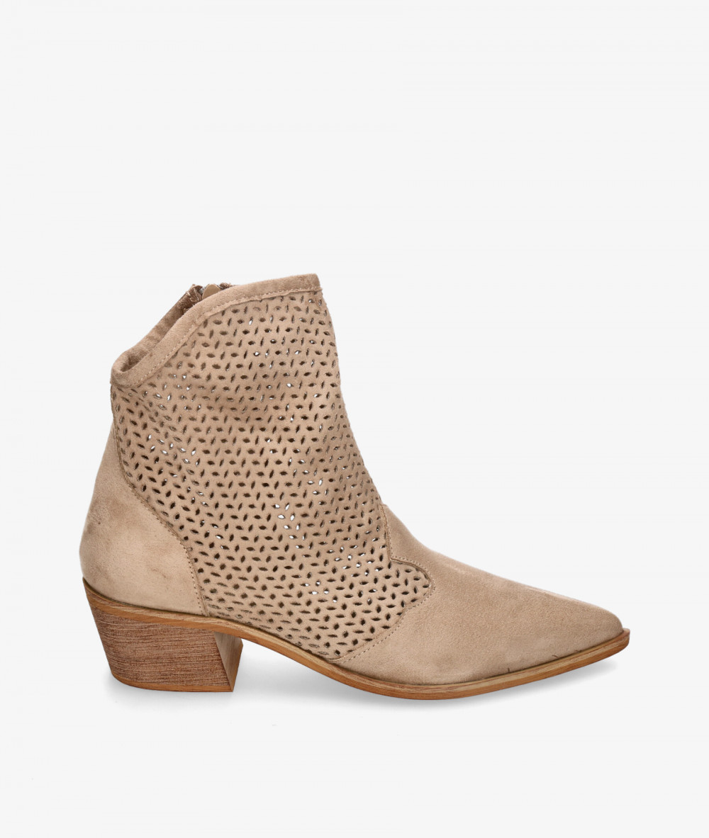 CORINA Ankle boots  M5005 in beige CORINA Ankle boots  M5005 in beige